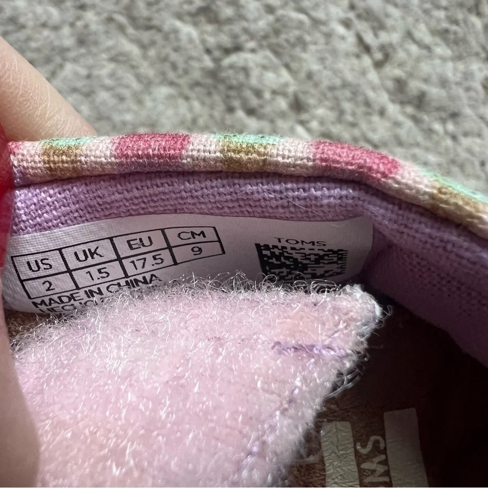 Toms Baby Pink, Purple, Teal, Tan Ice Cream Soft Sole Velcro Closure Shoes Sz 2